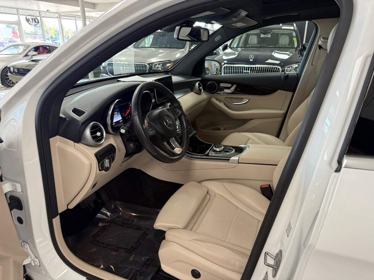 Used 2018 Mercedes-Benz GLC 300 GLC300 4MATIC image 9