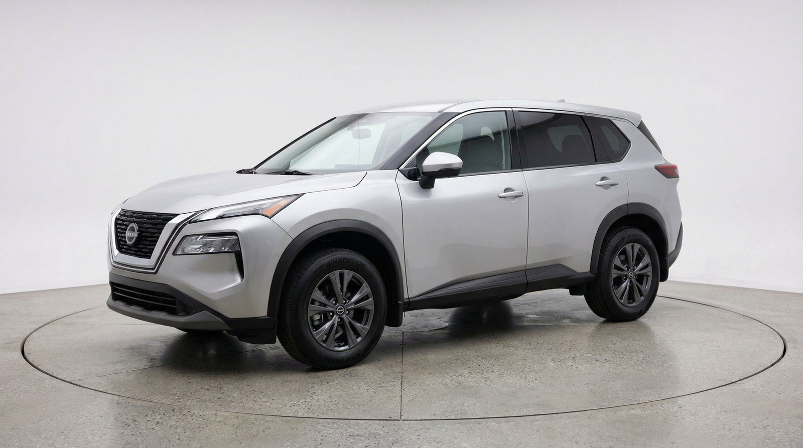 Used 2025 Nissan Rogue SV AWD/4WD image 3