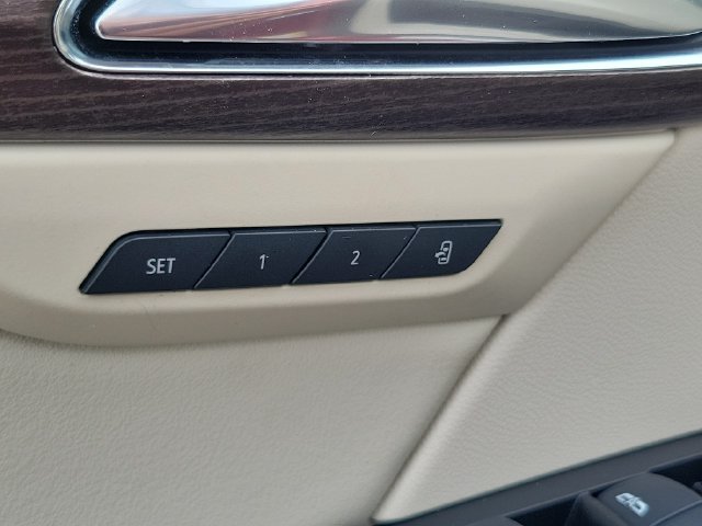 Used 2023 Buick Envision Avenir AWD/4WD image 11
