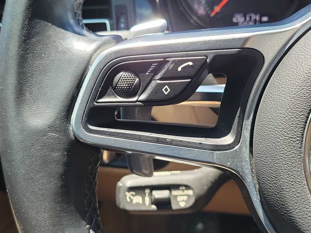 Used 2020 Porsche Macan S AWD/4WD image 9
