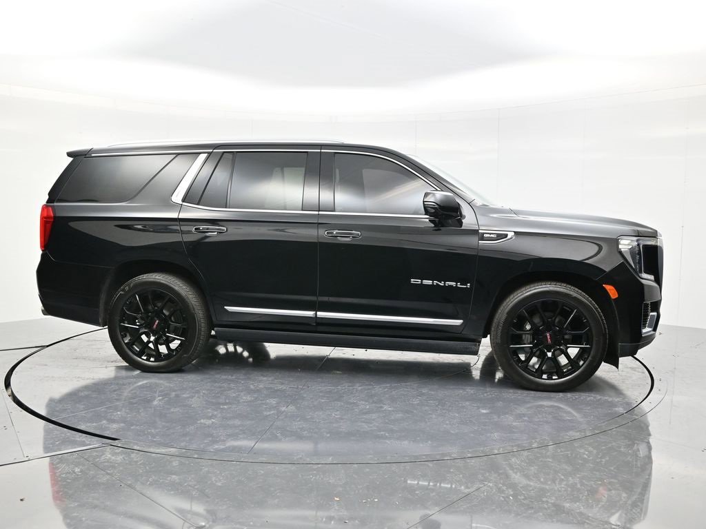 Used 2022 GMC Yukon Denali w/ Max Trailering Package image 4