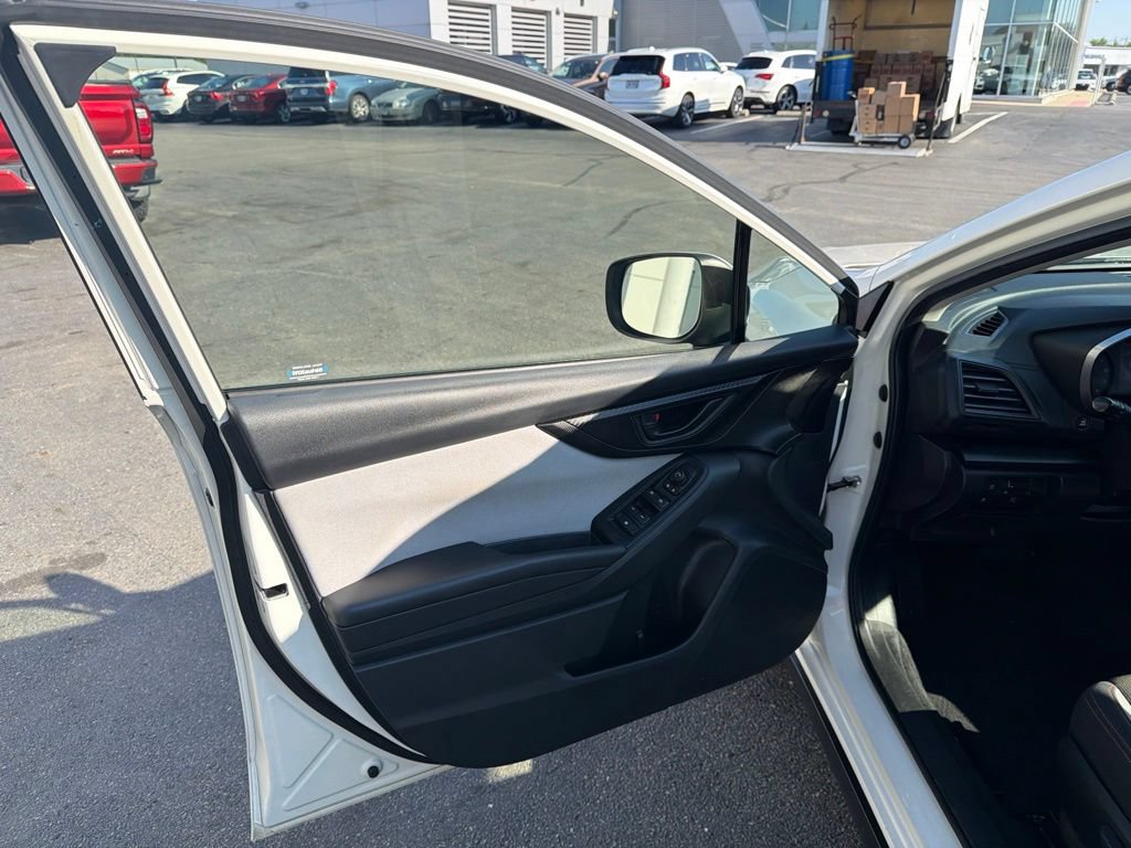 Used 2019 Subaru Crosstrek 2.0i Premium AWD/4WD image 9