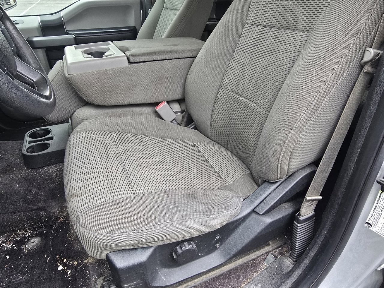 Used 2017 Ford F150 XLT image 16