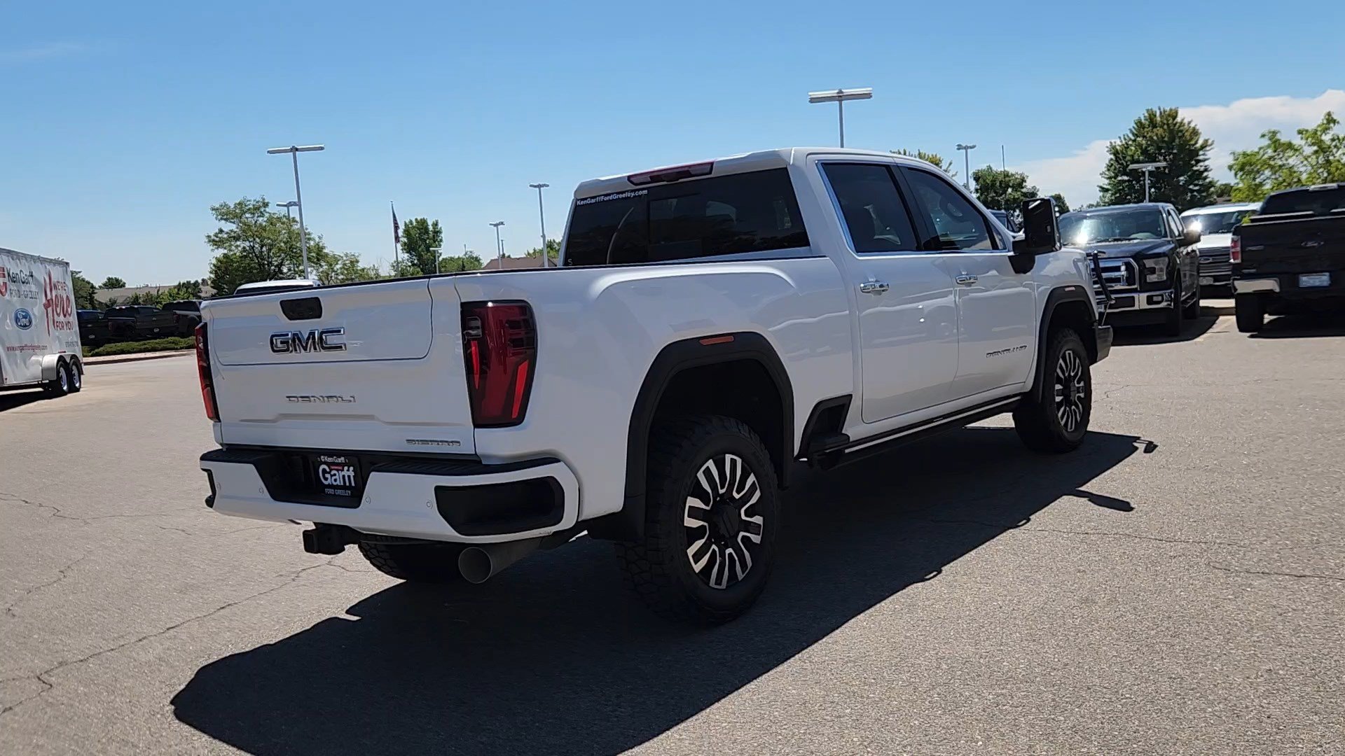 Used 2024 GMC Sierra 3500 Denali Ultimate AWD/4WD image 16
