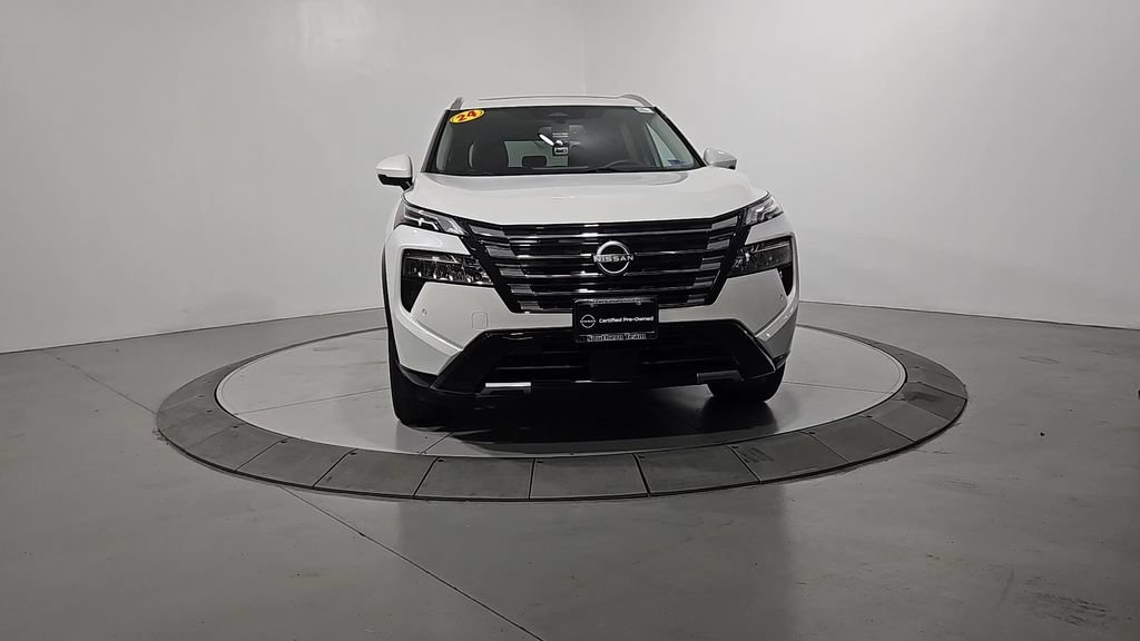 Certified 2024 Nissan Rogue Platinum AWD/4WD image 10