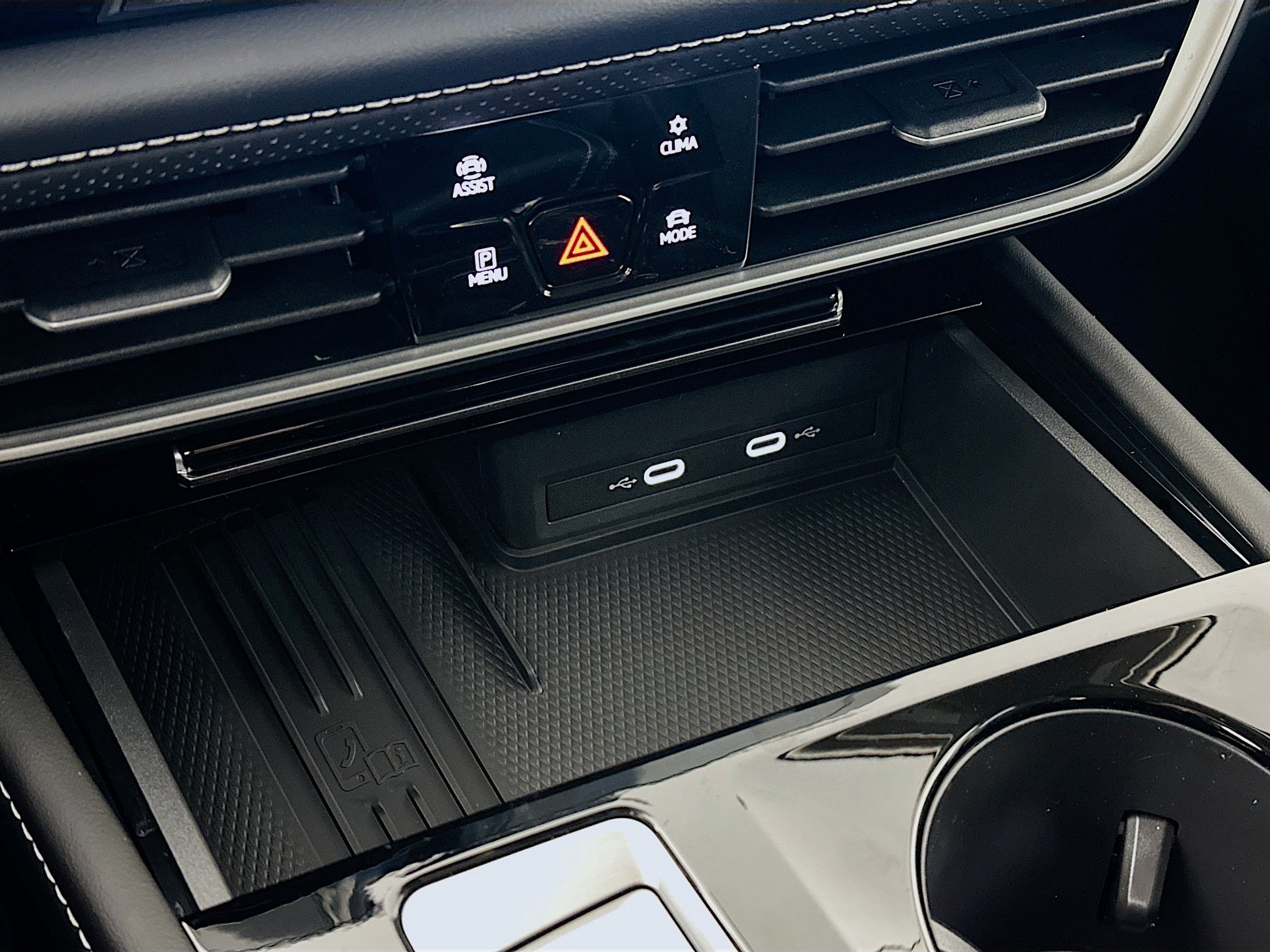 New 2026 Volkswagen Atlas SE AWD/4WD image 15