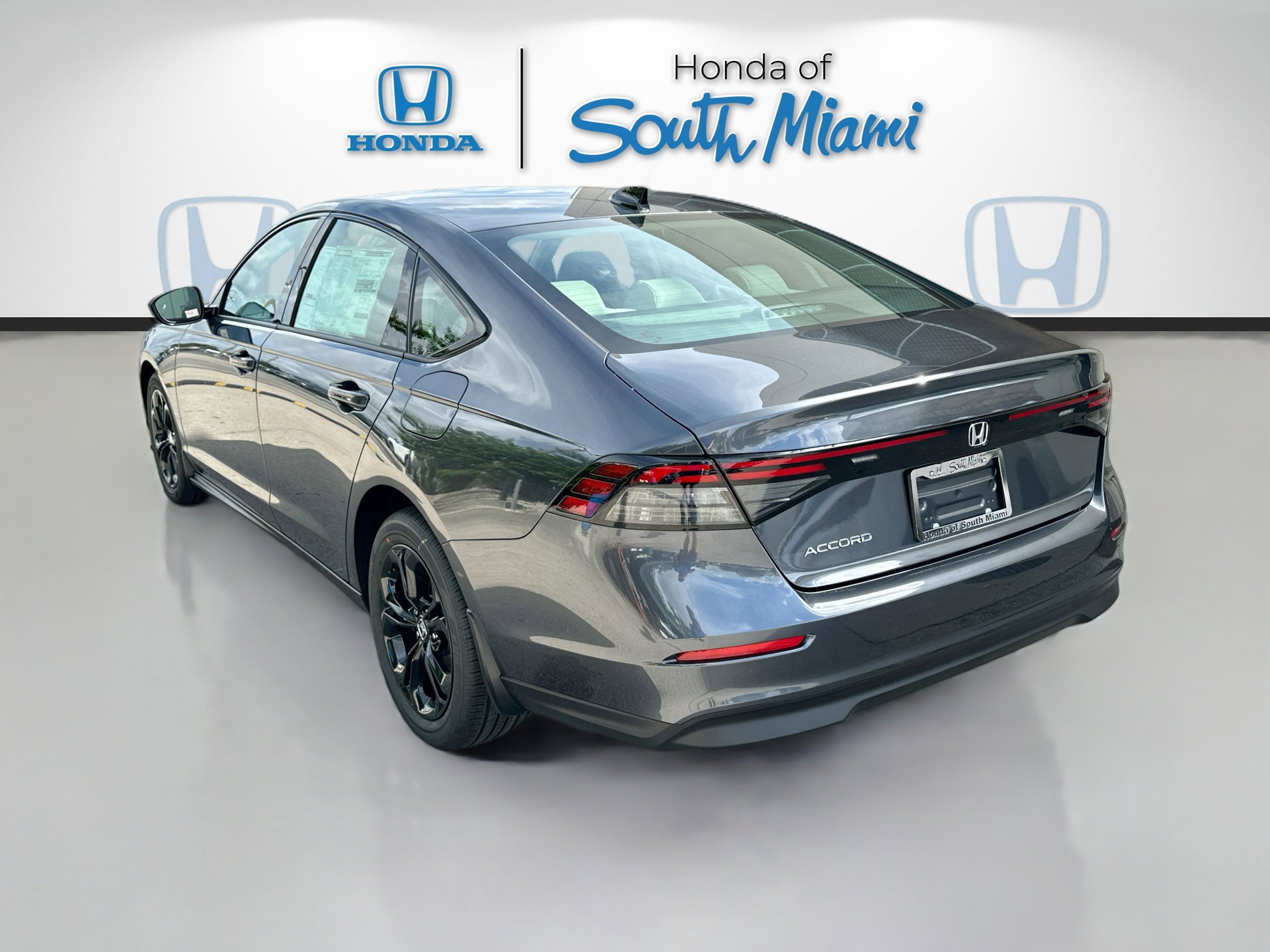 New 2025 Honda Accord SE image 4