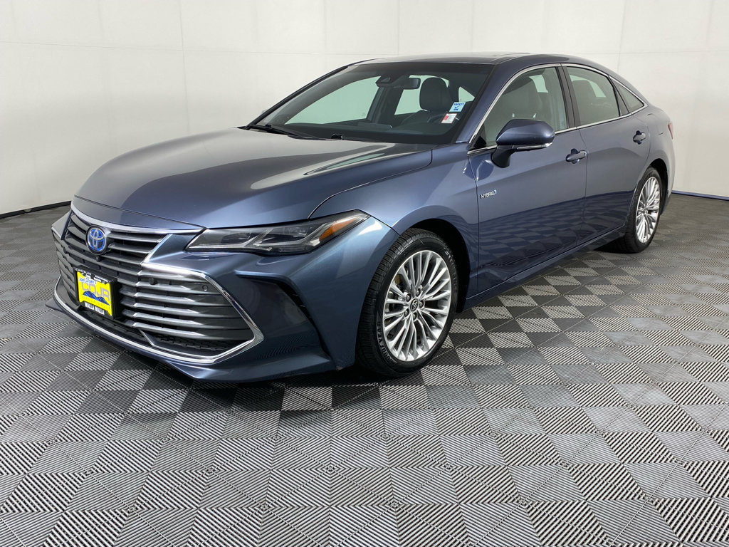 Used 2021 Toyota Avalon Limited w/ Advanced Safety Package FWD image 6