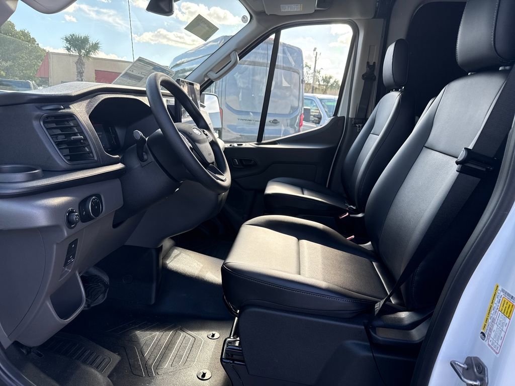 New 2026 Ford Transit 250 148 Medium Roof w/ Load Area Protection Package image 18