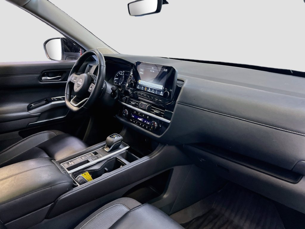Used 2024 Nissan Pathfinder SL w/ SL Premium Package FWD image 29