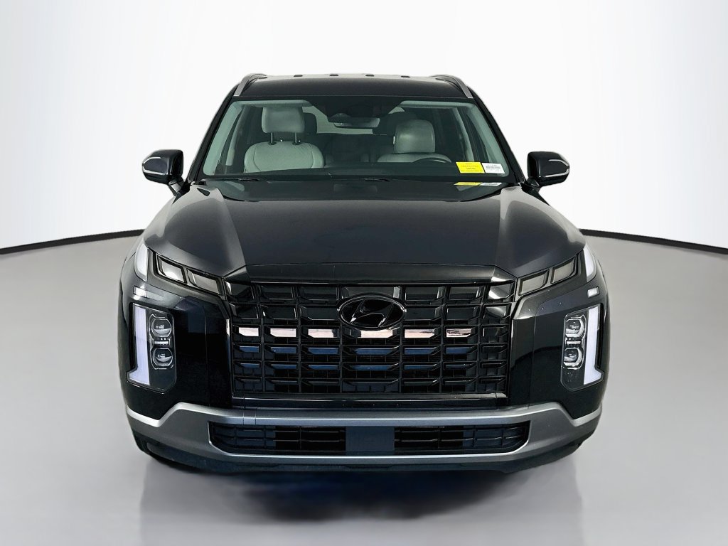 Used 2024 Hyundai Palisade SEL FWD image 2