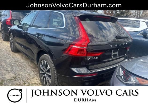 Used 2023 Volvo XC60 B5 Core w/ Climate Package image 4