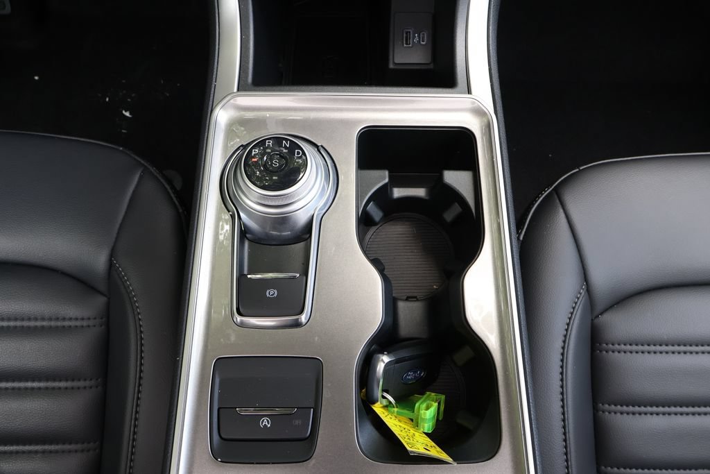 Used 2024 Ford Edge SEL w/ Convenience Package AWD/4WD image 20