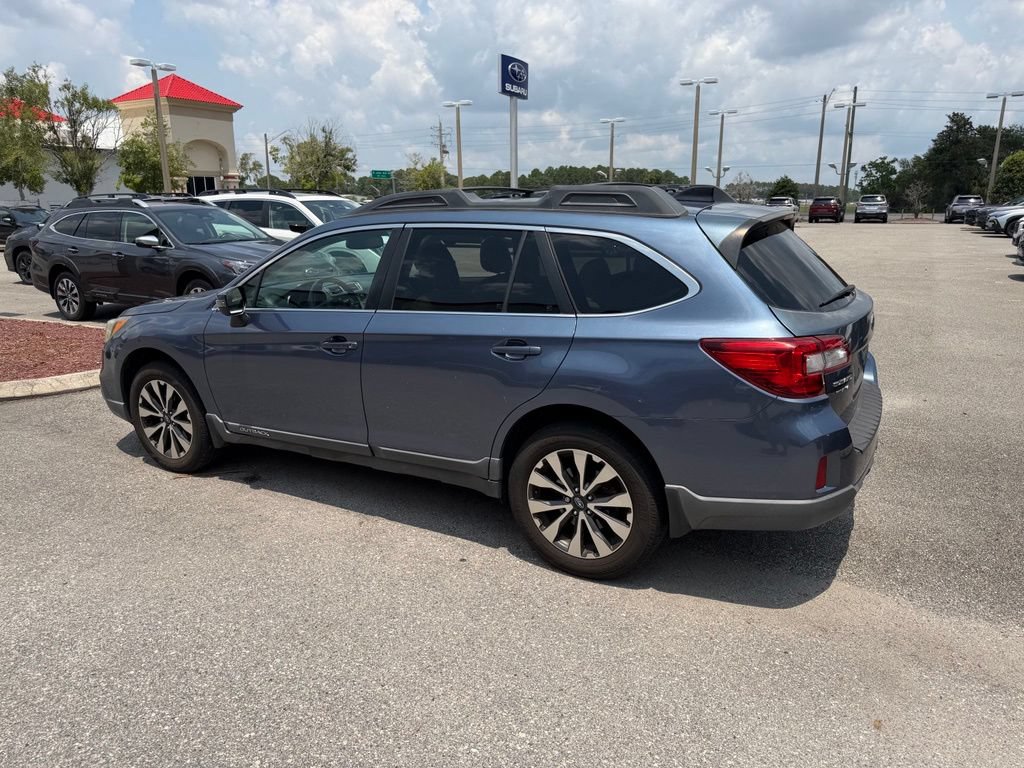 Used 2016 Subaru Outback 2.5i Limited AWD/4WD image 10