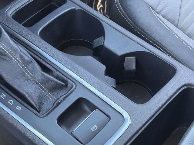 Used 2018 Ford Escape SE w/ SE Sport Appearance Package image 30