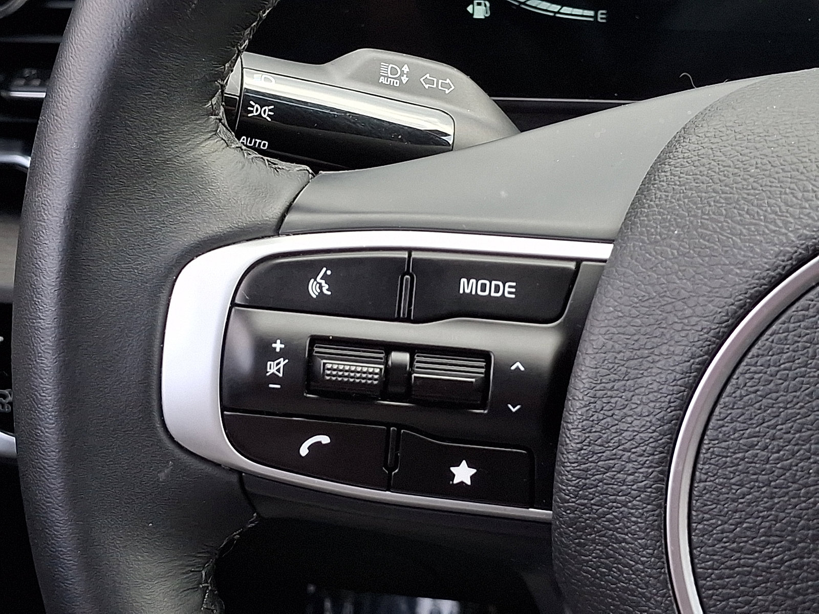 Used 2024 Kia Sportage X-Line w/ X-Line Premium Package image 23