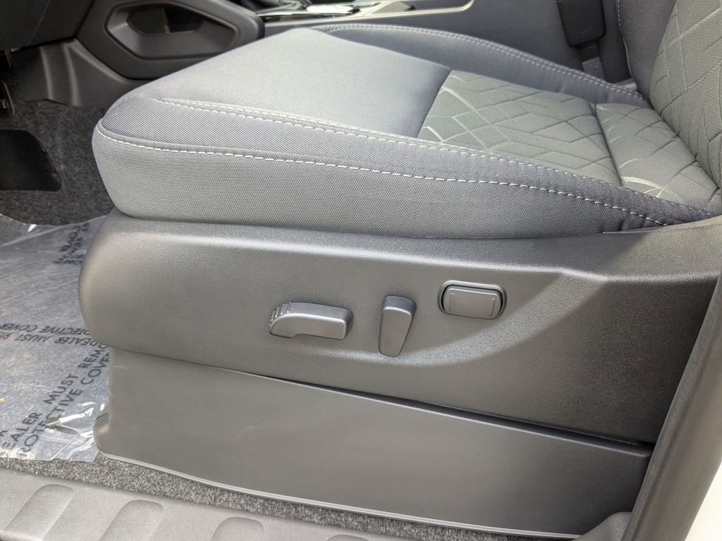 New 2026 Nissan Frontier SV image 13