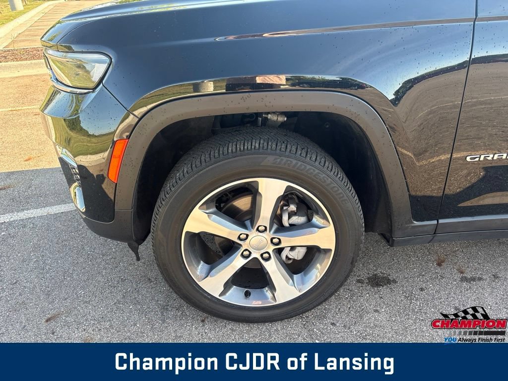 Used 2024 Jeep Grand Cherokee Limited AWD/4WD image 34