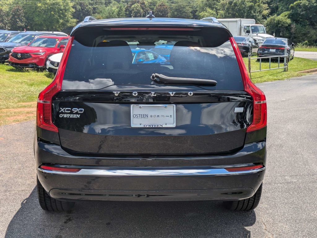 Used 2024 Volvo XC90 T8 Plus AWD/4WD image 5