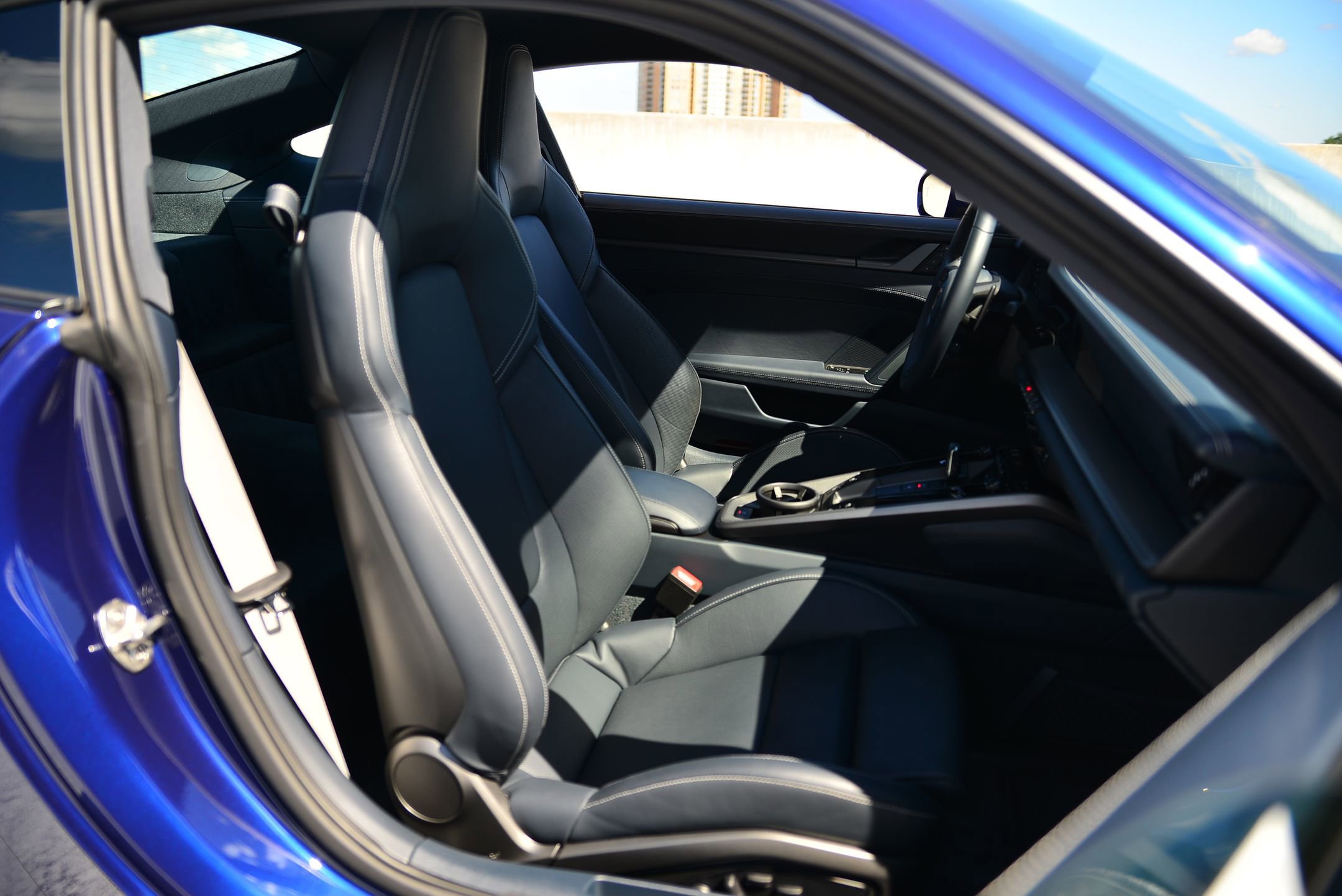 Used 2025 Porsche 911 Carrera image 18