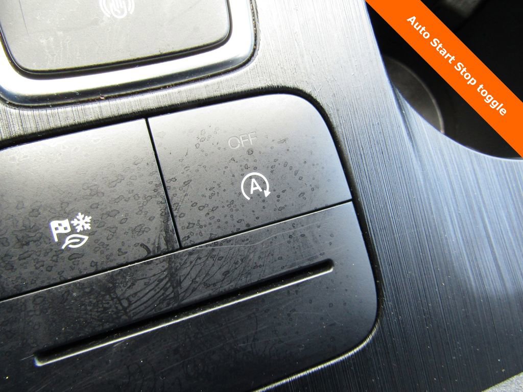 Used 2024 Ford Escape ST-Line image 17