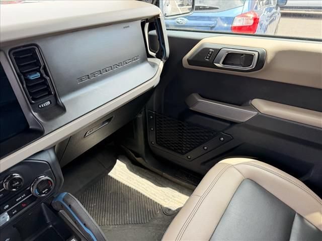Used 2023 Ford Bronco Wildtrak AWD/4WD image 13