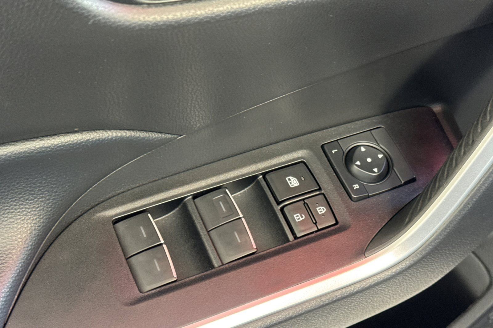Certified 2023 Toyota RAV4 XLE Premium FWD image 15