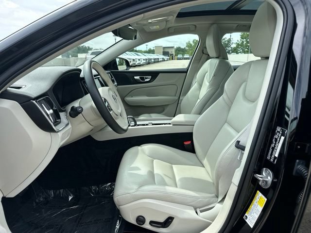 Certified 2023 Volvo S60 B5 Plus w/ Climate Package FWD image 17