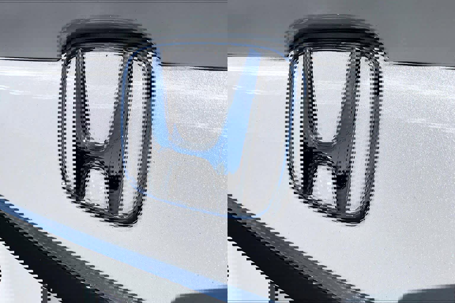 Used 2017 Honda Accord Touring image 30