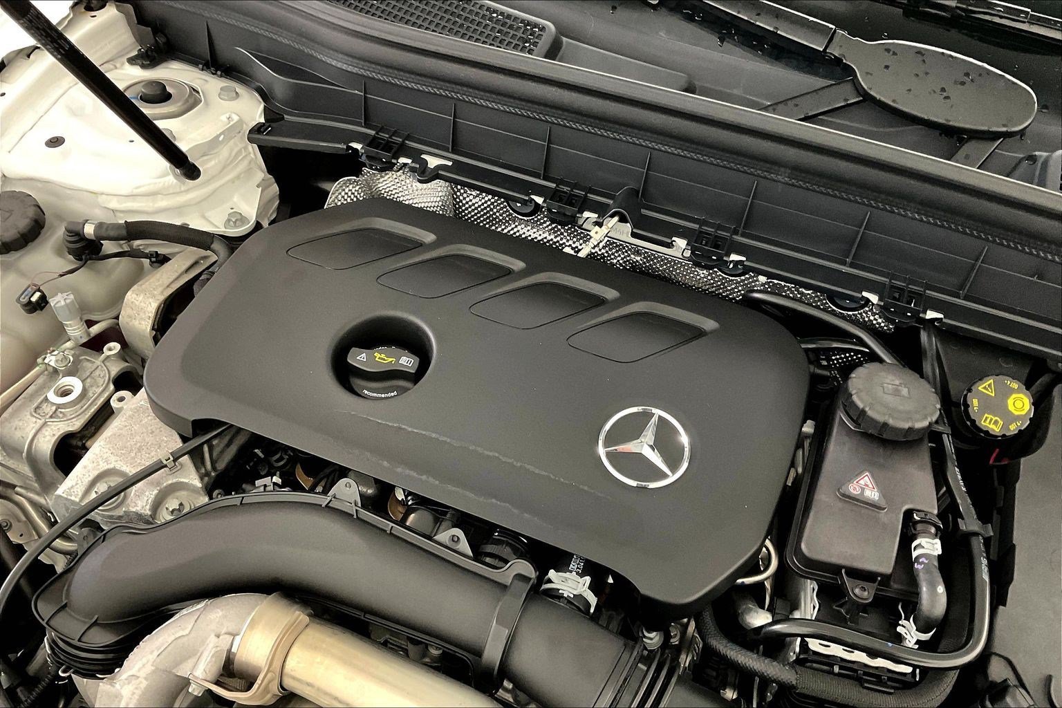 Certified 2026 Mercedes-Benz GLB 250 4MATIC image 31