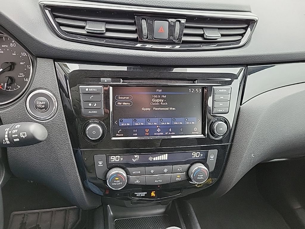 Used 2022 Nissan Rogue Sport SV image 18