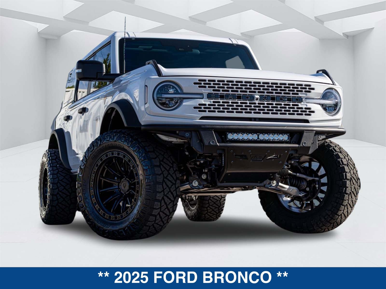 New 2025 Ford Bronco Badlands AWD/4WD image 37