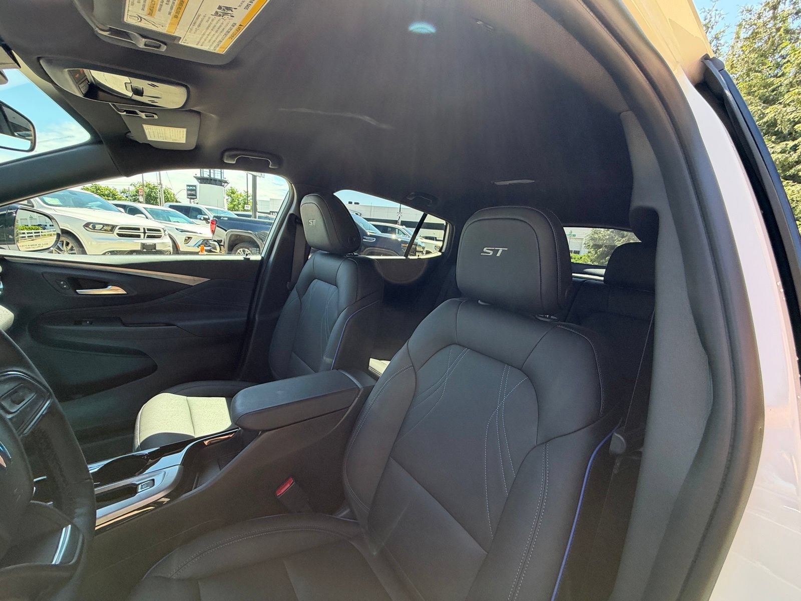 New 2026 Buick Envista Sport Touring w/ Convenience I Package FWD image 27