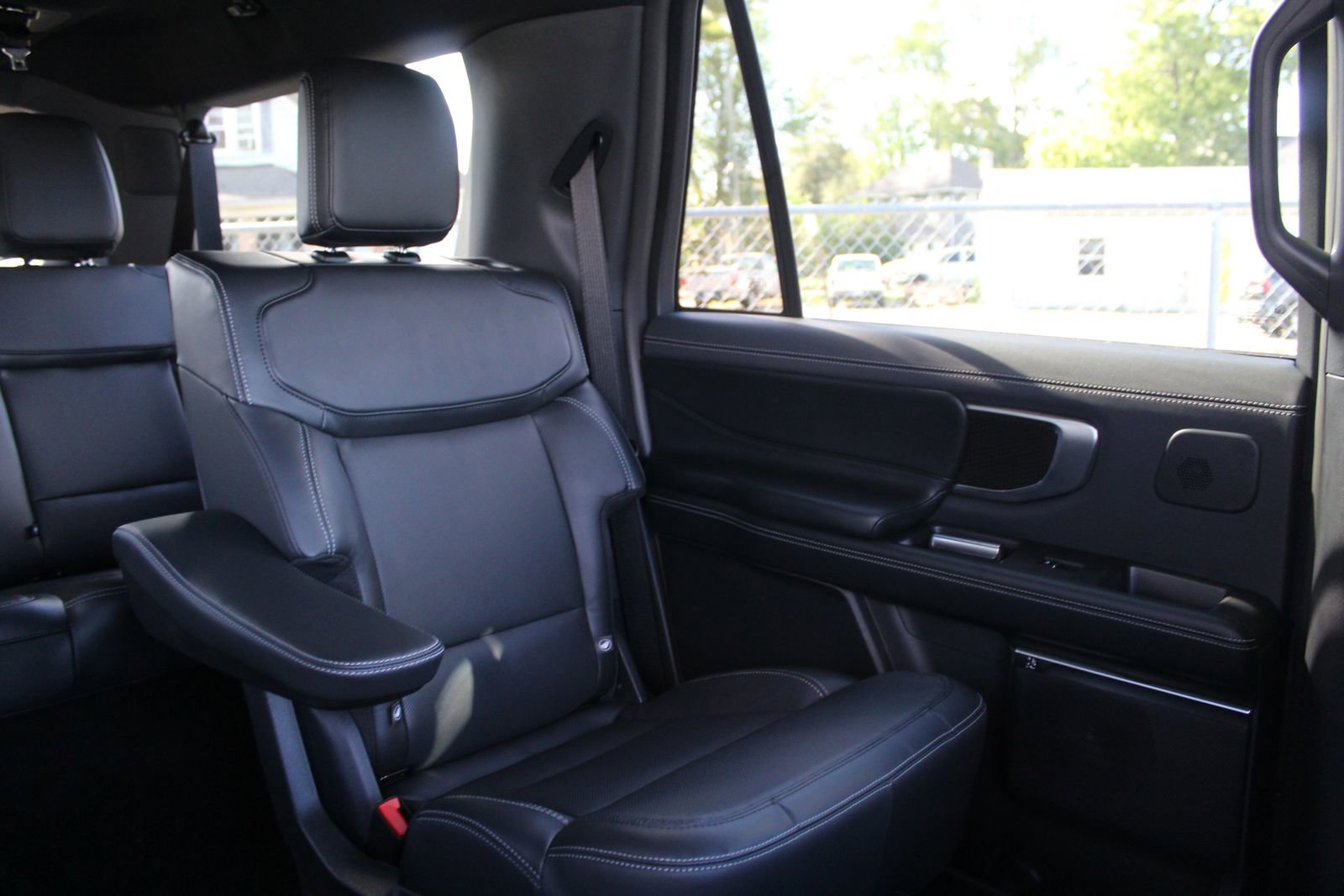 New 2025 Ford Expedition Max Platinum w/ Stealth Performance Package image 14