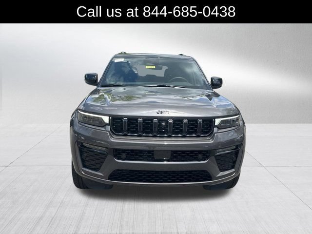 New 2026 Jeep Grand Cherokee Summit w/ Obsidian Package AWD/4WD image 2