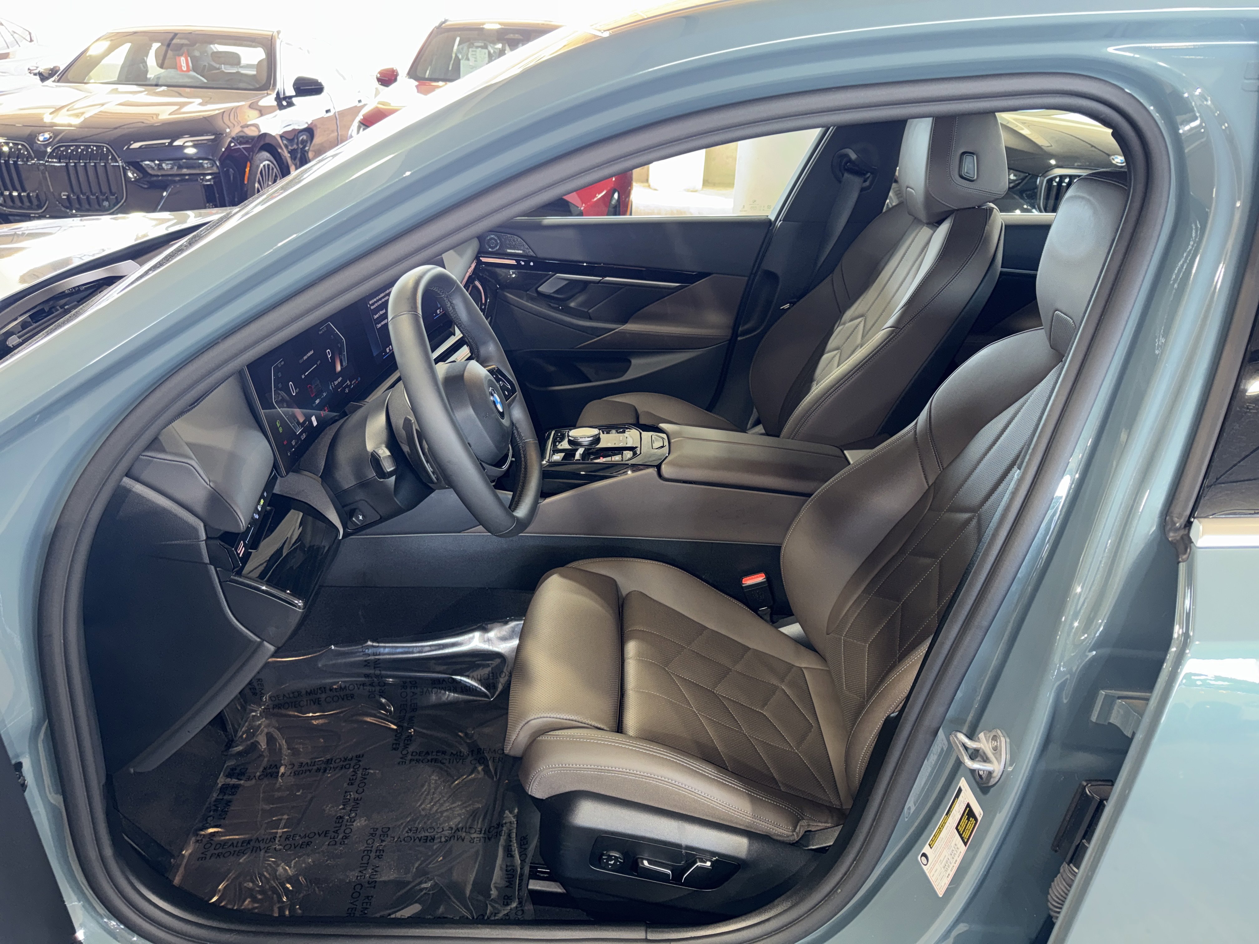 Certified 2025 BMW 530i image 19