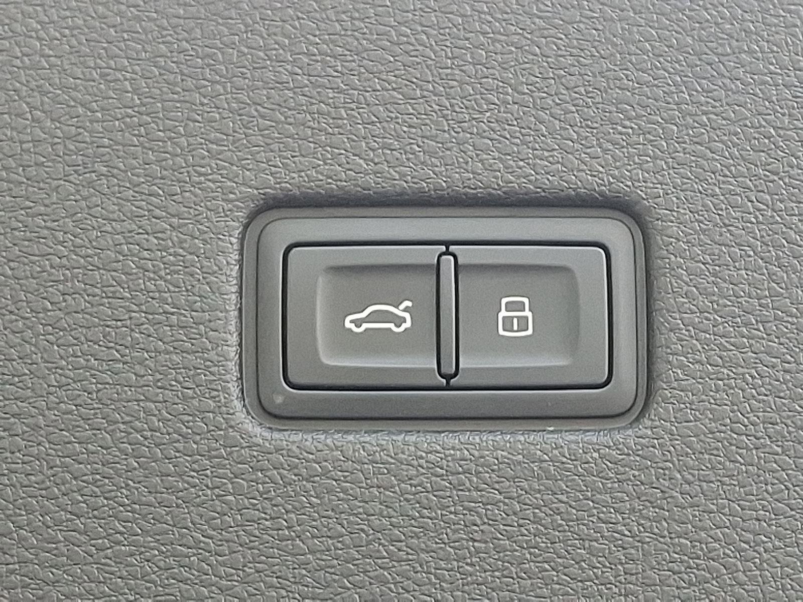 Certified 2025 Audi Q8 Premium Plus w/ Premium Plus Package image 27