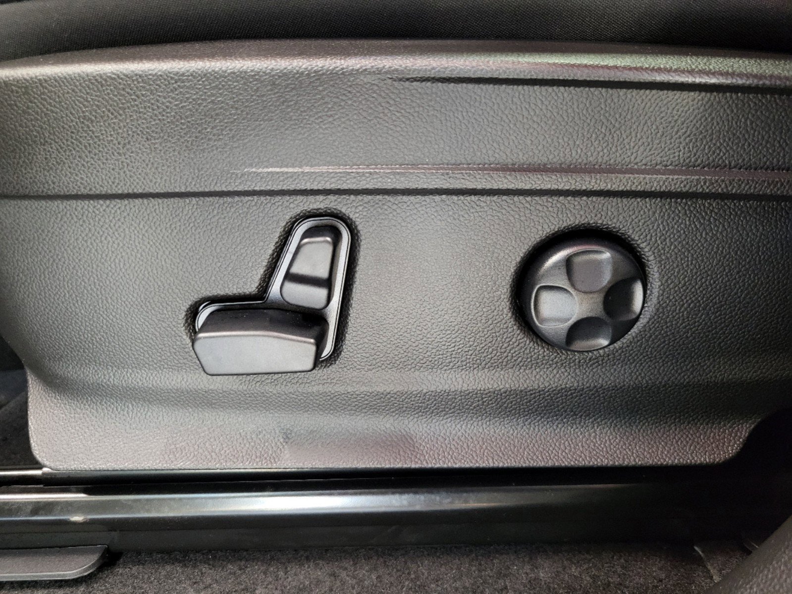 New 2025 Alfa Romeo Stelvio Sprint image 89