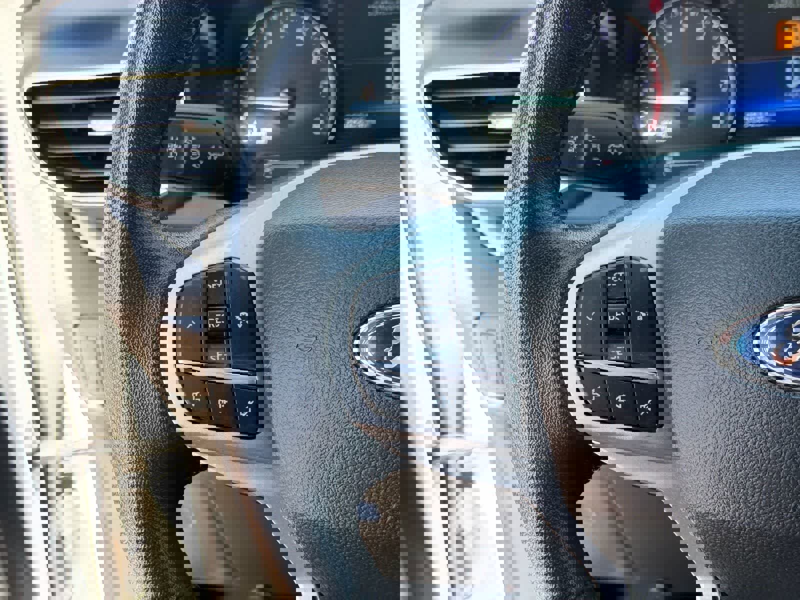 Used 2023 Ford Explorer XLT w/ Equipment Group 202A image 20