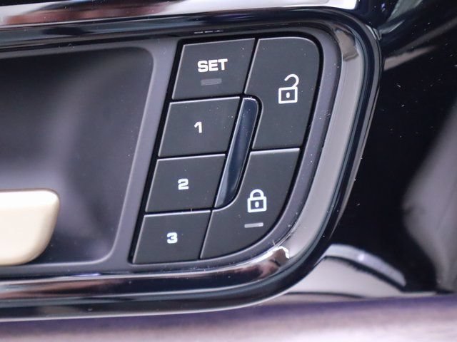 Used 2024 Porsche Panamera 4 AWD/4WD image 18