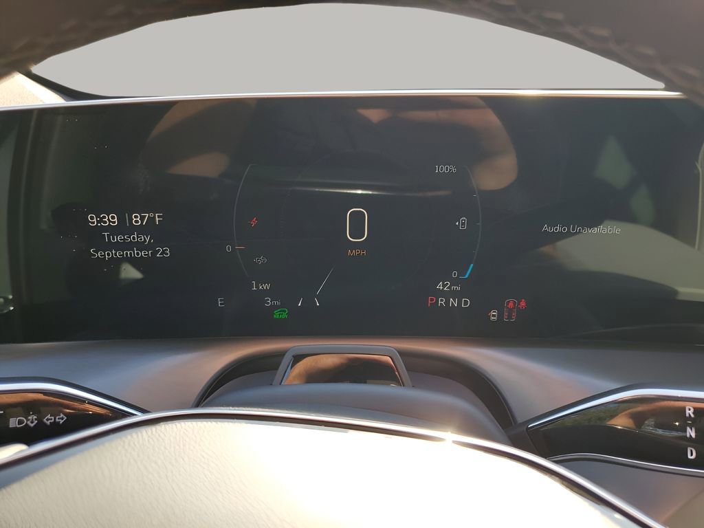 New 2026 Cadillac Vistiq Luxury w/ LPO, Floor Liner Package image 38