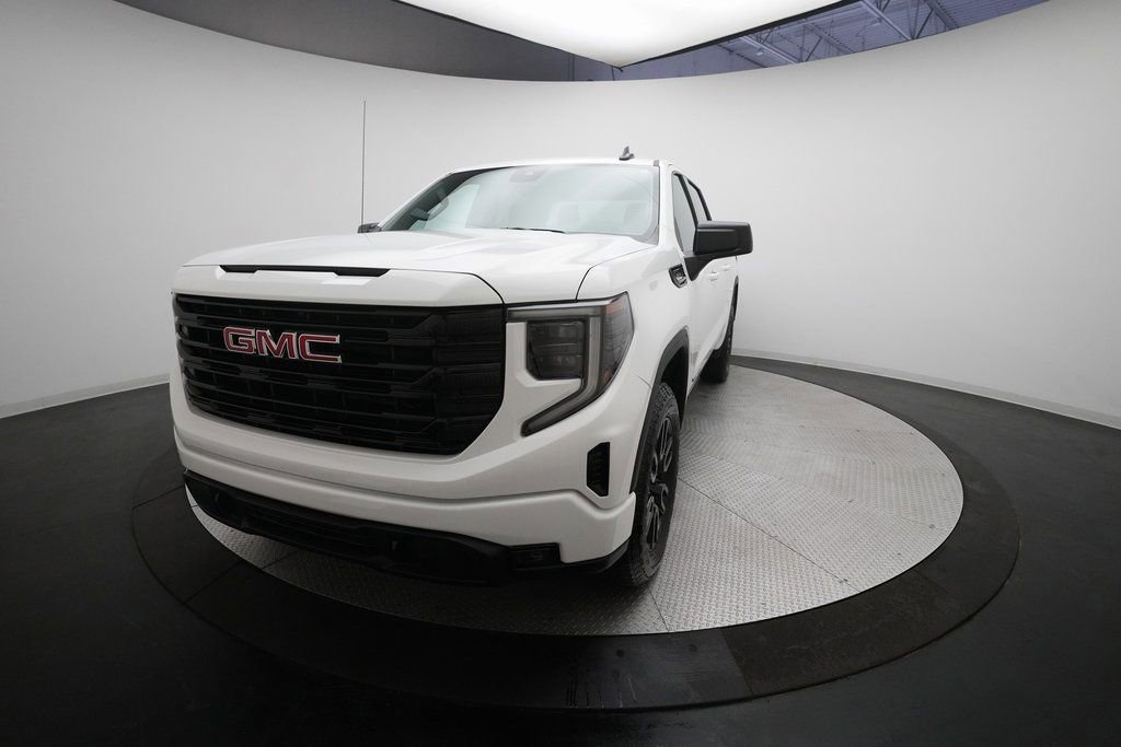 Used 2025 GMC Sierra 1500 Elevation image 28