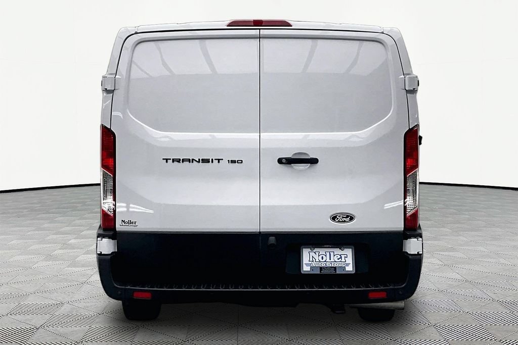 Used 2026 Ford Transit 150 Low Roof w/ Exterior Upgrade Package RWD image 4