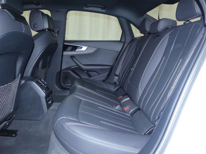 Used 2022 Audi A4 2.0T Premium Plus image 24