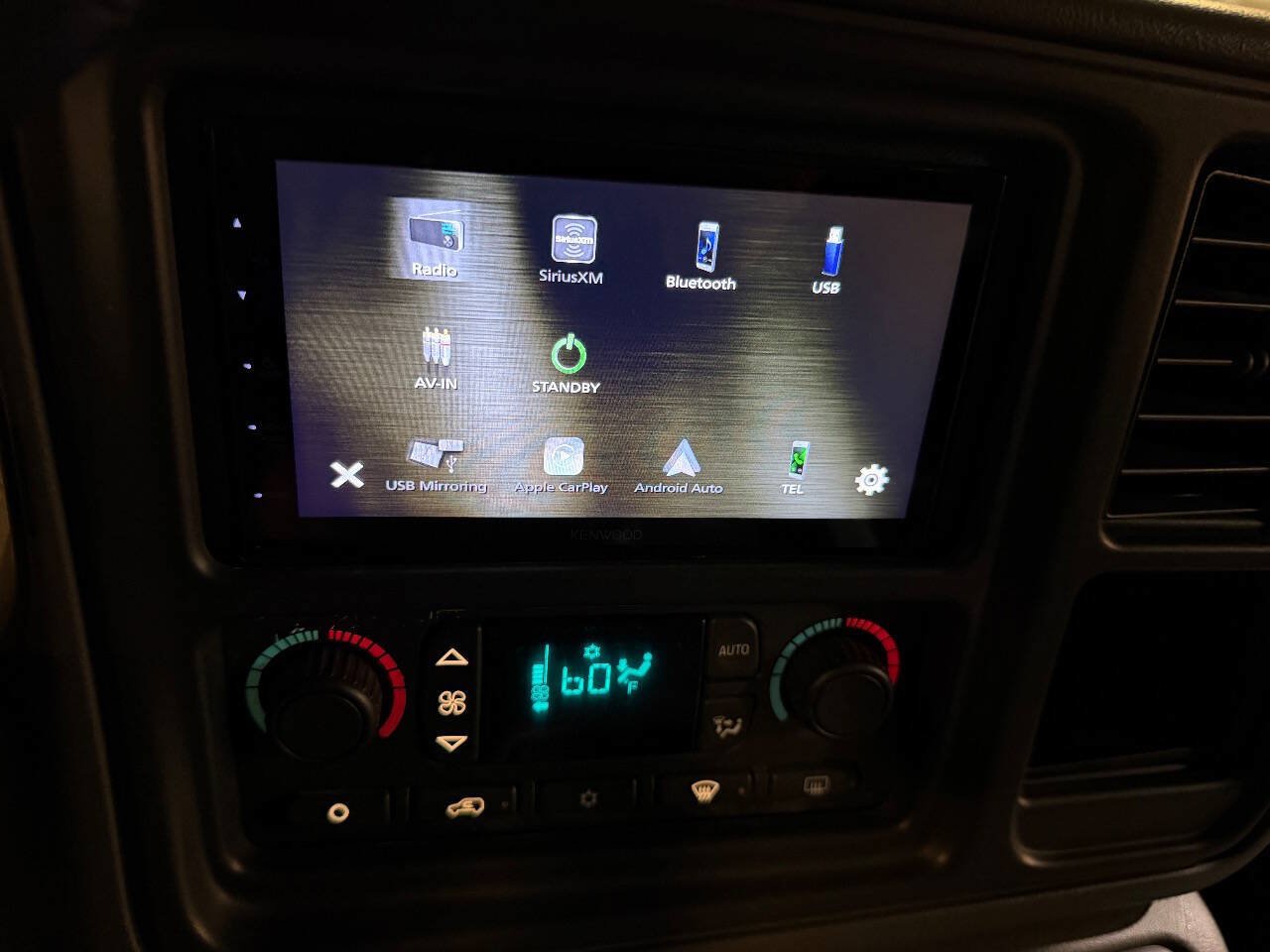 Used 2006 Chevrolet Silverado 2500 LT w/ Heavy-Duty Power Package AWD/4WD image 44