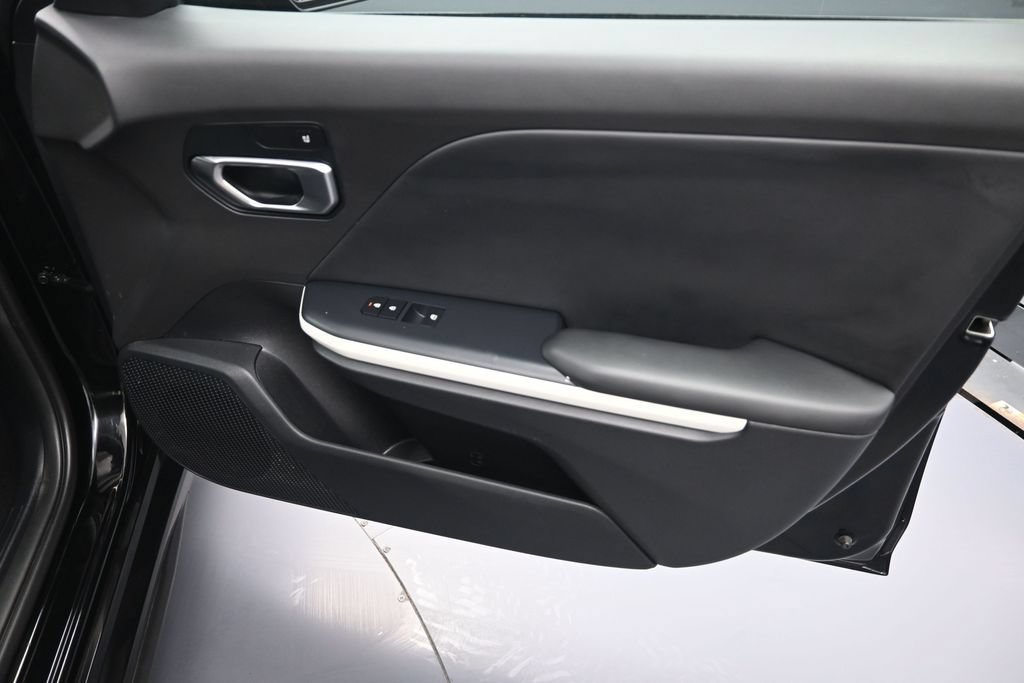 Certified 2025 Kia K4 EX w/ GT-Line Sunroof Package FWD image 39