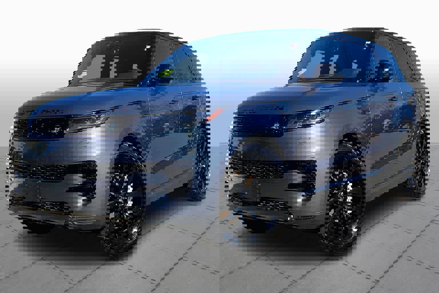 Used 2025 Land Rover Range Rover Sport SE image 1