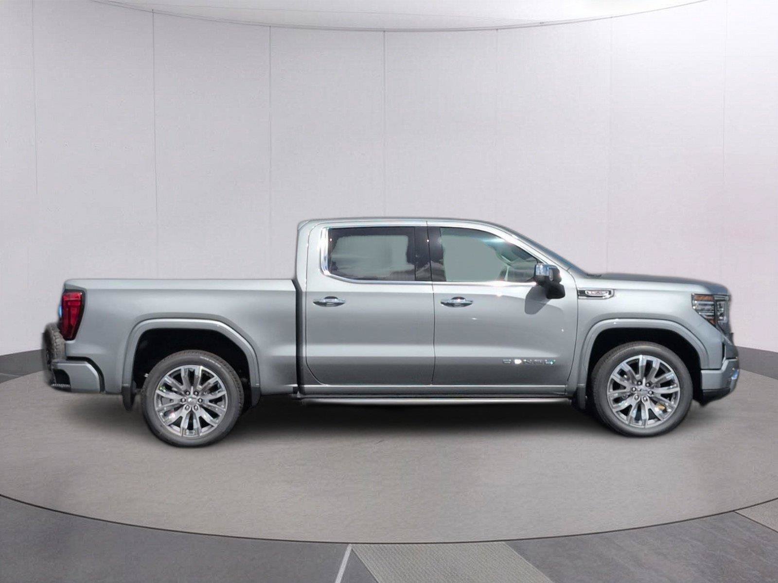 New 2026 GMC Sierra 1500 Denali AWD/4WD image 8