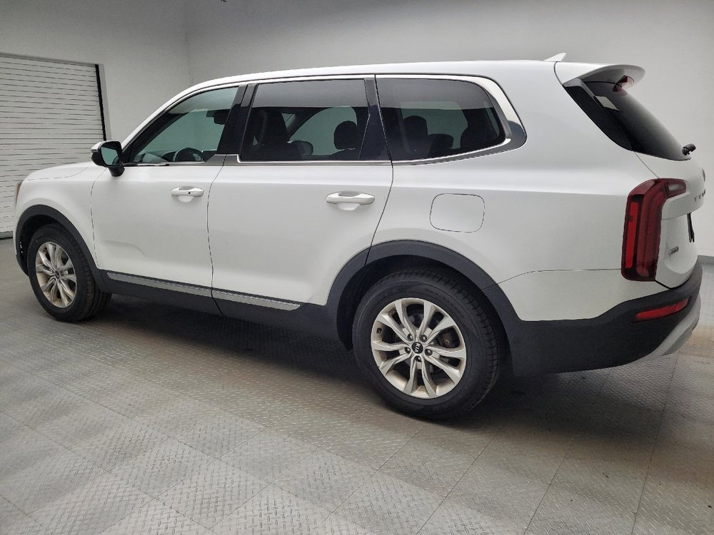 Used 2020 Kia Telluride LX AWD/4WD image 3