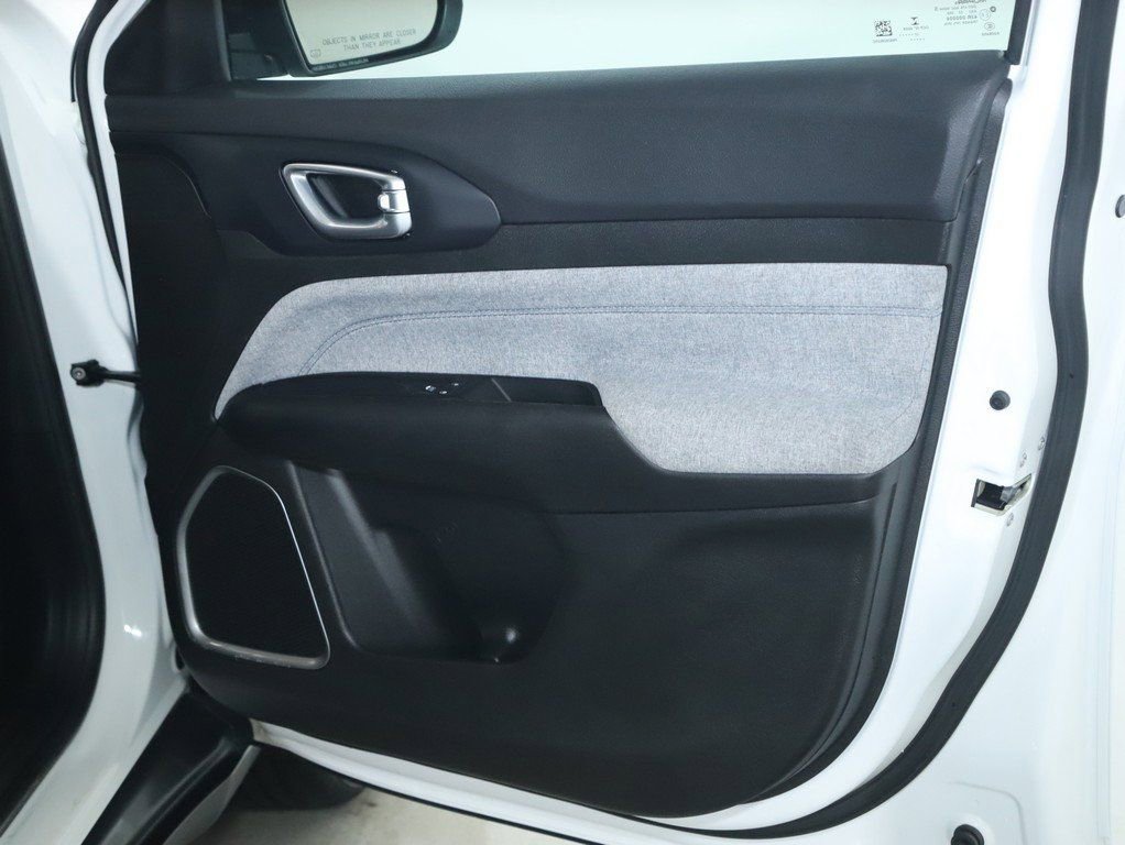 Used 2022 Jeep Compass Latitude AWD/4WD image 33